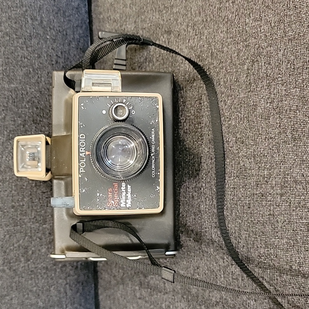 Polaroid Sears Vintage Special Minute Maker Camera - Black and Tan - Picture 4 of 4